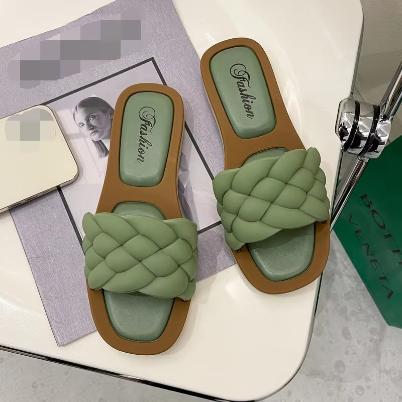 New Fashion Women Girls Summer Outdoor Flat Sandal Beach Shoes Slides Korean Style Outdoor Daily Casual Shopping Slipper